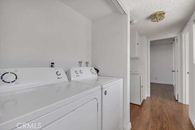 20155 Keswick Street, Winnetka CA: https://media.crmls.org/medias/c4a56160-253c-4a7f-9893-4a1ca44668c5.jpg