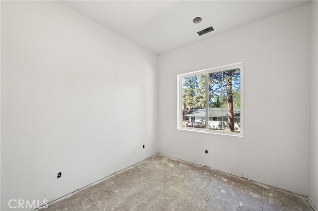 Detail Gallery Image 42 of 70 For 248 Oriole Dr, Big Bear Lake,  CA 92315 - 4 Beds | 3/1 Baths