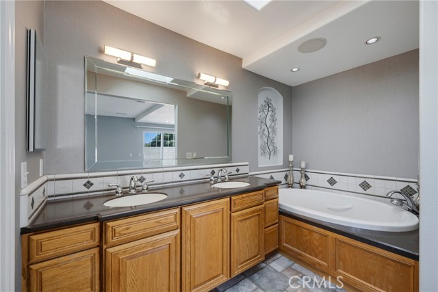 Detail Gallery Image 43 of 72 For 3080 W Glen Holly Dr, Anaheim,  CA 92804 - 5 Beds | 3/1 Baths