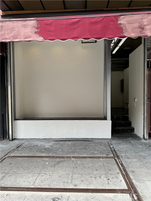  Commercial for Sale in Los Angeles, California