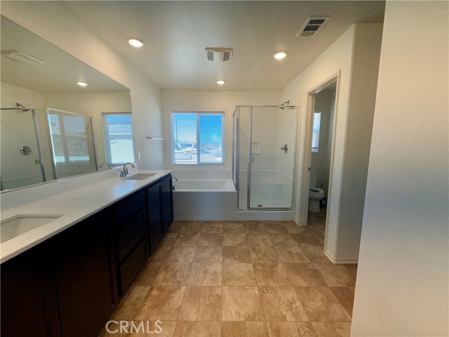 Detail Gallery Image 40 of 53 For 13886 Camino Cinco, Victorville,  CA 92392 - 5 Beds | 4 Baths