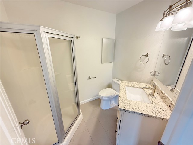 Detail Gallery Image 5 of 11 For 3016 Honolulu Ave #8,  Glendale,  CA 91214 - 2 Beds | 2 Baths