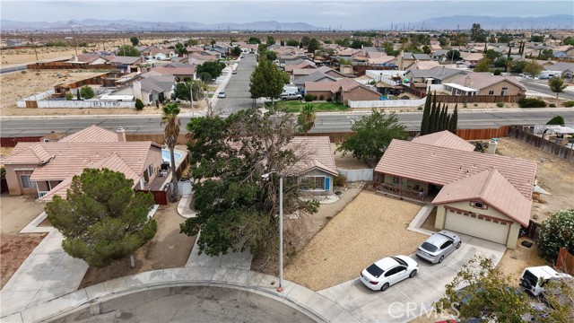14445 Columbia Court, Adelanto CA: https://media.crmls.org/medias/c4a95dda-b9ed-4b7f-a5e6-9703ba4a9dfd.jpg