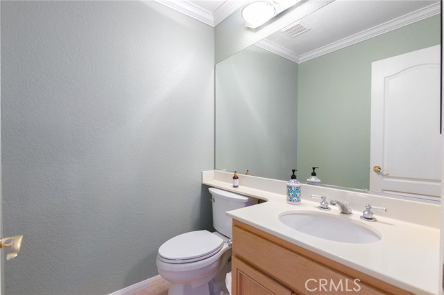 Detail Gallery Image 17 of 18 For 32147 via Benabarre, Temecula,  CA 92592 - 3 Beds | 2/1 Baths