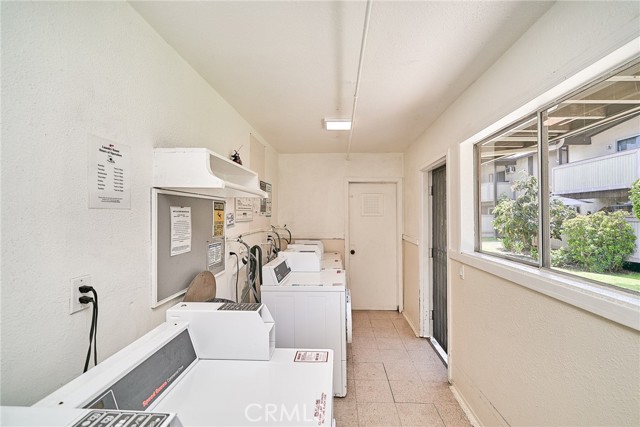 832 Coriander Drive, Torrance CA: https://media.crmls.org/medias/c4aa24df-c94b-491b-8286-51df97ece565.jpg
