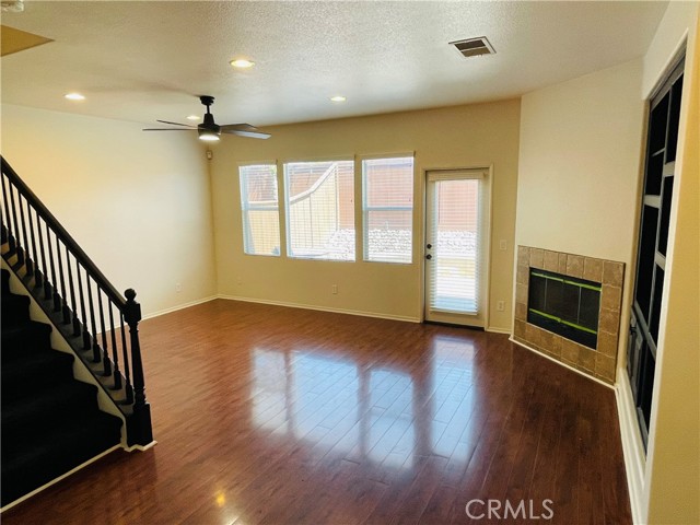 649 Sumner Way, Oceanside CA: https://media.crmls.org/medias/c4aa4a95-9a99-4656-8445-ab66096b00c0.jpg