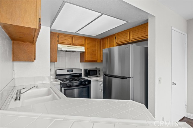 Detail Gallery Image 15 of 31 For 918 W College St #507,  Los Angeles,  CA 90012 - 2 Beds | 2 Baths