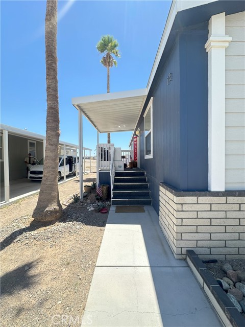 900 Coronado Street, Needles CA: https://media.crmls.org/medias/c4ab2741-c180-4c11-930f-a6d7fd09825d.jpg