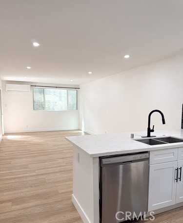 17000 Burbank Boulevard, Encino CA: https://media.crmls.org/medias/c4acf7f3-132f-492d-9fcc-660ea2ed9e95.jpg