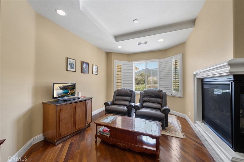 MLS #WS26176825 image #42
