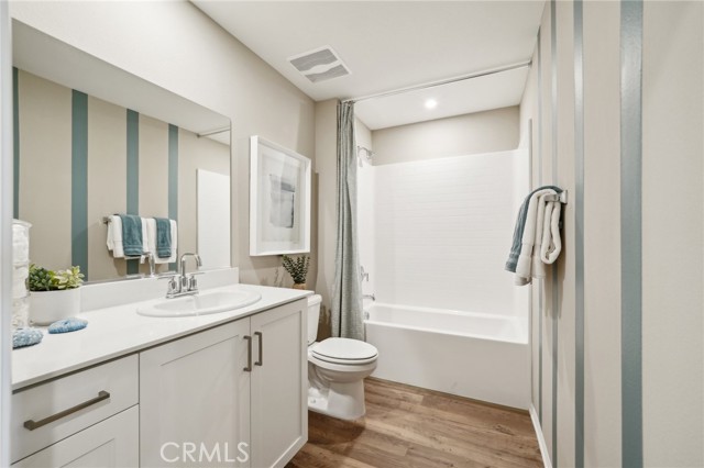 Detail Gallery Image 16 of 21 For 16204 Lumia Way, Fontana,  CA 92336 - 3 Beds | 2/1 Baths