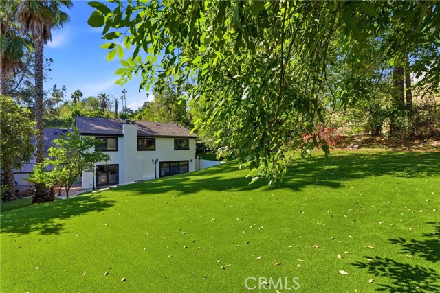 Detail Gallery Image 40 of 44 For 5836 Winnetka Ave, Woodland Hills,  CA 91367 - 4 Beds | 3 Baths