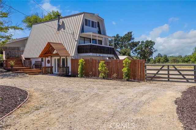 Detail Gallery Image 3 of 53 For 4435 Sycamore Rd, Atascadero,  CA 93422 - 4 Beds | 3 Baths