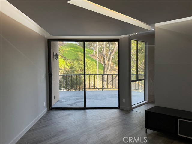 Detail Gallery Image 23 of 33 For 4200 via Arbolada #120,  Los Angeles,  CA 90042 - 2 Beds | 2 Baths