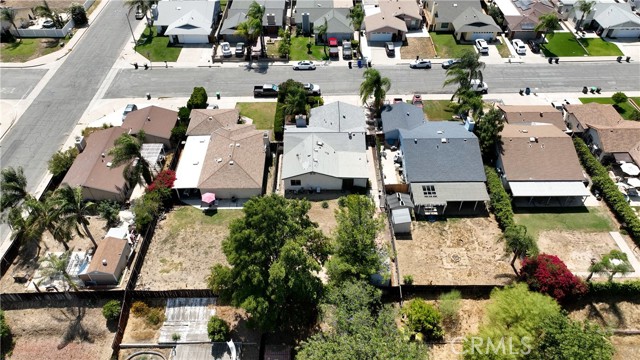 134 N Woodlake Street, Lake Elsinore CA: https://media.crmls.org/medias/c4b0b378-a074-4885-93da-f2e2e3104ee0.jpg