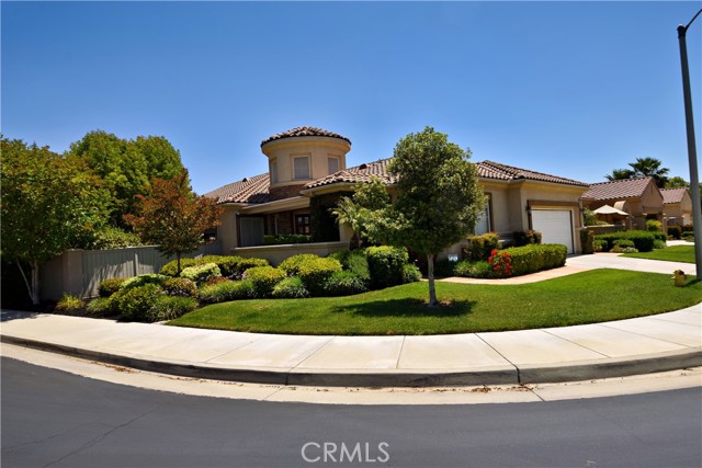 29424 Springside Drive, Menifee CA: https://media.crmls.org/medias/c4b0f114-f02f-4b2b-bd0d-25bbdfa228cd.jpg