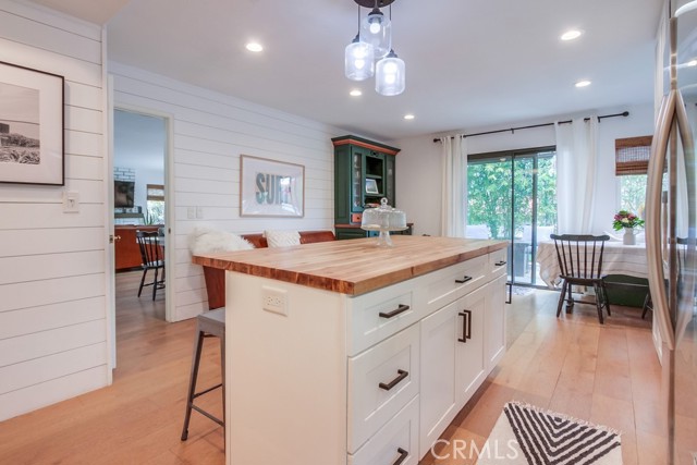 201 Todd Court, Oceanside CA: https://media.crmls.org/medias/c4b16a61-da8b-4c3c-828f-845db910834a.jpg