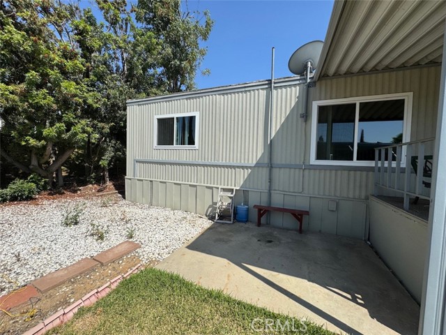 15181 Van Buren Boulevard, Riverside CA: https://media.crmls.org/medias/c4b22ed6-5285-440c-b569-c4e06bd56138.jpg