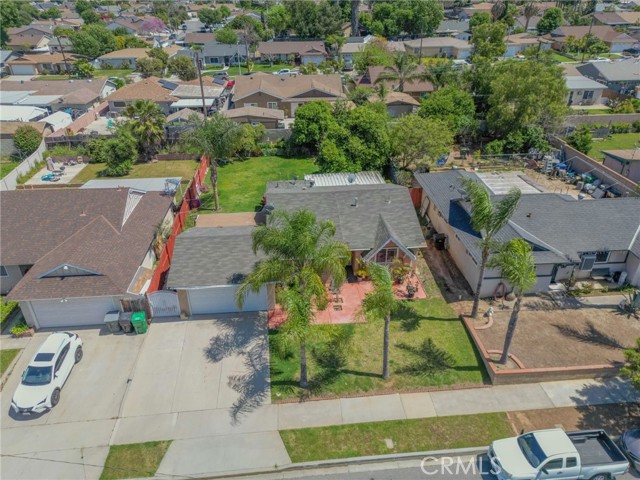 Detail Gallery Image 29 of 36 For 1085 Aquamarine Ln, Corona,  CA 92882 - 4 Beds | 2 Baths