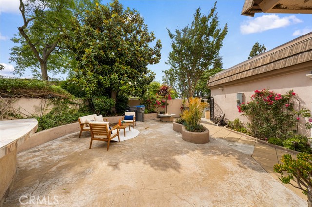 12 Rockrose Way, Irvine CA: https://media.crmls.org/medias/c4b30da8-56bb-4ecb-b71c-537be306aaf4.jpg
