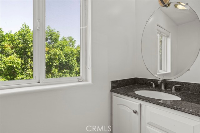 Detail Gallery Image 27 of 41 For 9369 Hillrose, Sunland,  CA 91040 - 4 Beds | 4 Baths