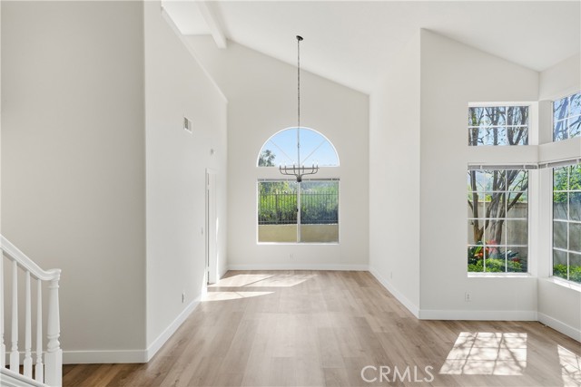 Detail Gallery Image 17 of 55 For 34 Reata, Rancho Santa Margarita,  CA 92688 - 4 Beds | 2/1 Baths