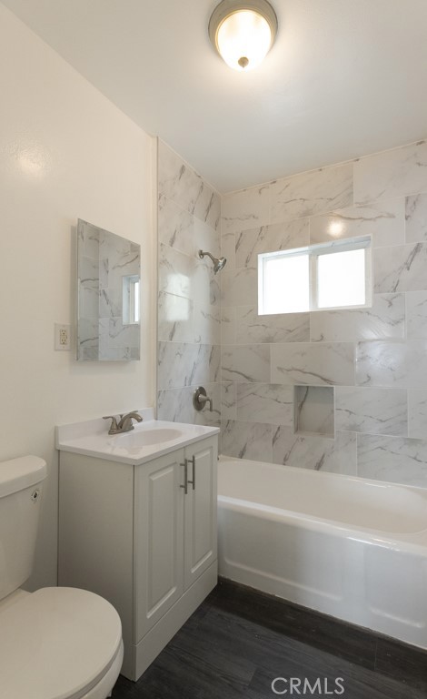 MLS #OC25253046 image #5