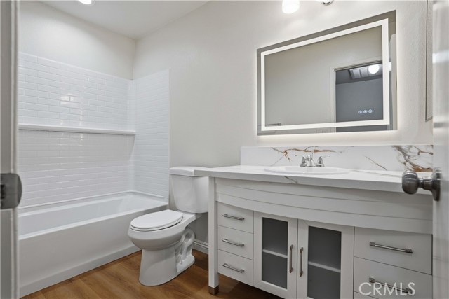 Detail Gallery Image 19 of 43 For 22082 Loch Lomond Dr, Canyon Lake,  CA 92587 - 2 Beds | 2 Baths