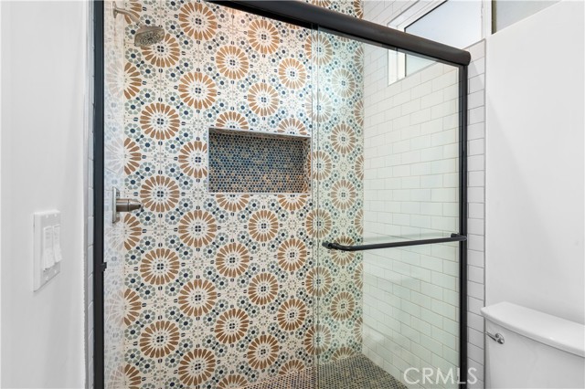 Detail Gallery Image 28 of 36 For 5000 Cleon #1/2,  North Hollywood,  CA 91601 - 4 Beds | 3 Baths