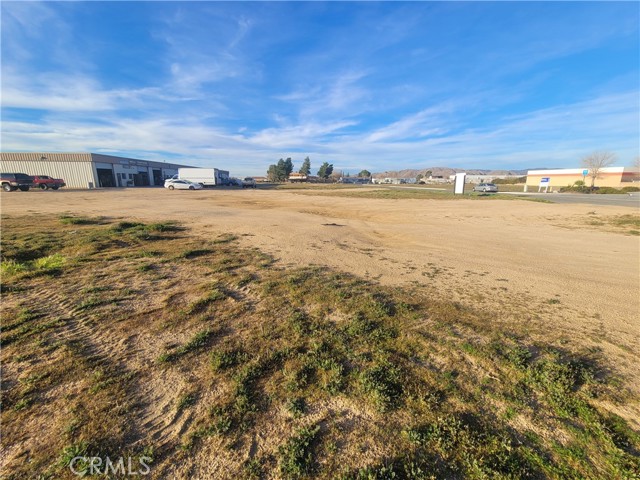 Detail Gallery Image 3 of 21 For 1 Malaki, Apple Valley,  CA 92308 - – Beds | – Baths