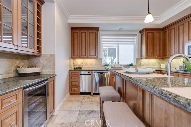 720 10th Street, Hermosa Beach, California 90254, 4 Bedrooms Bedrooms, ,3 BathroomsBathrooms,Residential,Sold,10th,SB21226543