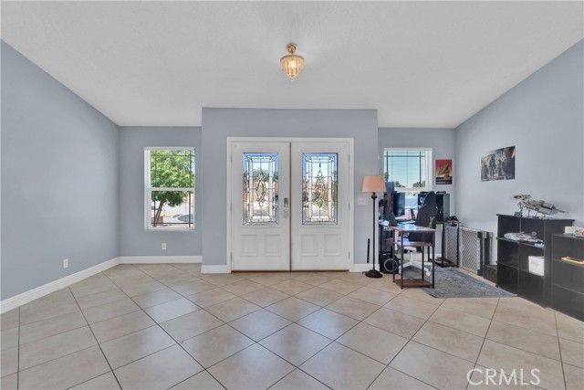 14665 Echo Lane, Helendale CA: https://media.crmls.org/medias/c4b7138e-5cea-4c70-8b19-3524c742734b.jpg