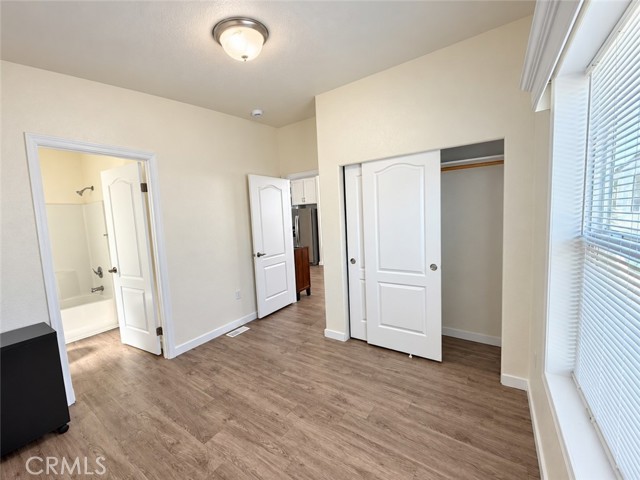 8250 Lankershim, 75 photo 8
