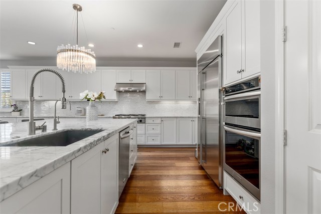 Detail Gallery Image 14 of 36 For 120 Fieldwood, Irvine,  CA 92618 - 4 Beds | 4/1 Baths