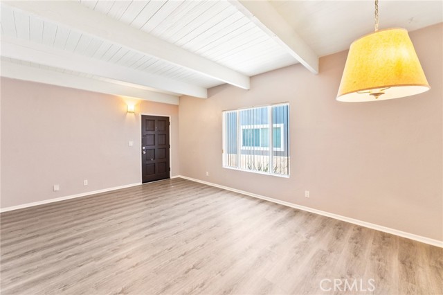 Detail Gallery Image 2 of 15 For 102 Avenida Pelayo a,  San Clemente,  CA 92672 - 1 Beds | 1 Baths