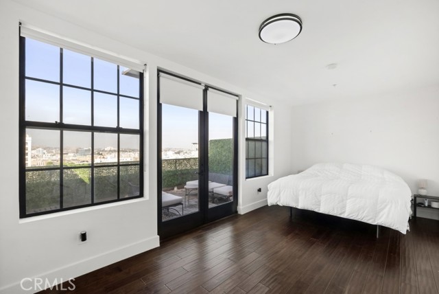 Detail Gallery Image 34 of 52 For 746 S Los Angeles St #1201,  Los Angeles,  CA 90014 - 2 Beds | 3 Baths