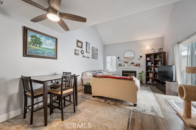 Detail Gallery Image 5 of 34 For 10710 El Camino Real #7,  Atascadero,  CA 93422 - 2 Beds | 1/1 Baths