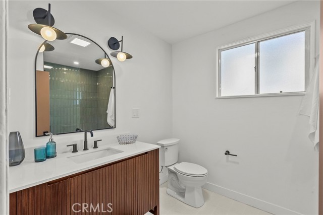 Detail Gallery Image 22 of 43 For 3812 Roderick Rd, Los Angeles,  CA 90065 - 3 Beds | 2 Baths