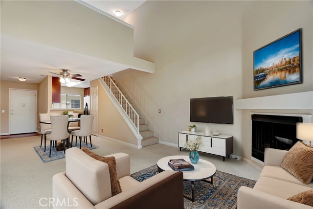 5510 Owensmouth Avenue, Woodland Hills CA: https://media.crmls.org/medias/c4ba862b-0853-42b3-a2fc-e7395c4806c5.jpg