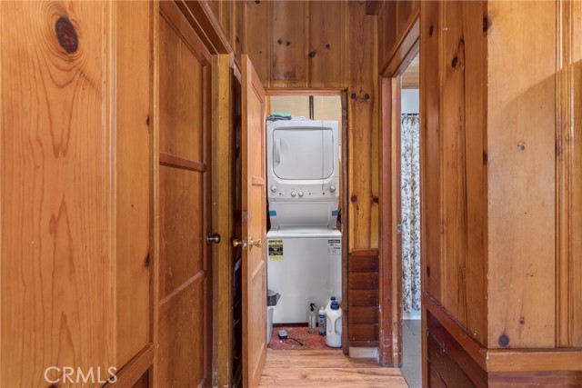 459 Delle, Crestline, CA 92325