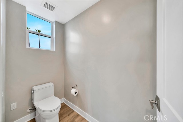 Detail Gallery Image 11 of 26 For 1105 S Cleveland St #205,  Oceanside,  CA 92054 - 2 Beds | 2 Baths