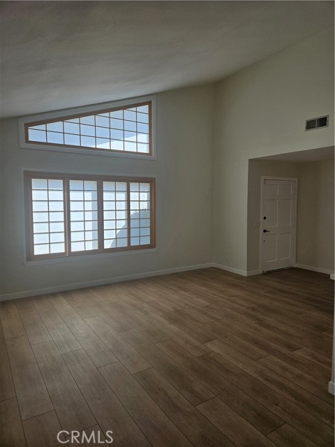 Detail Gallery Image 3 of 21 For 6801 Glen Drive, Huntington Beach,  CA 92647 - 4 Beds | 2 Baths