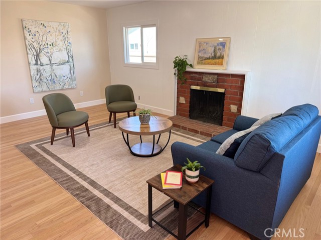 Detail Gallery Image 4 of 30 For 822 W 5th St, Ontario,  CA 91762 - 3 Beds | 2 Baths