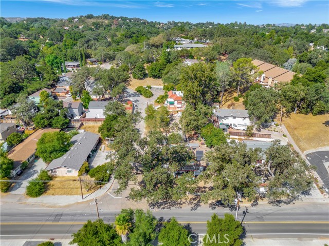 Detail Gallery Image 10 of 18 For 5390 Traffic Way, Atascadero,  CA 93422 - 3 Beds | 2 Baths