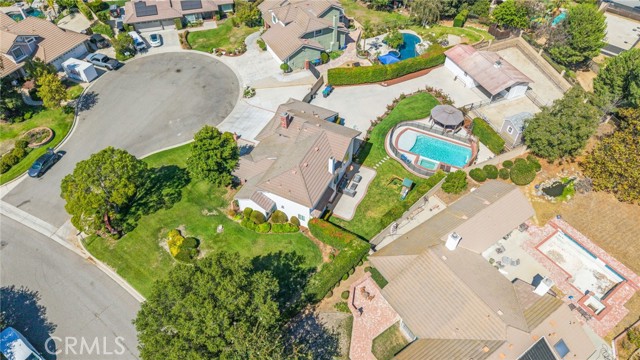 320 Forelock Court, Simi Valley CA: https://media.crmls.org/medias/c4bc7f8e-9148-4a88-a2ec-a31f13bce5e1.jpg