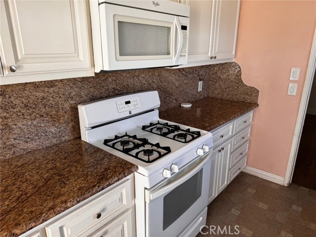 Detail Gallery Image 15 of 61 For 6668 Navel Ct, Riverside,  CA 92506 - 3 Beds | 1 Baths