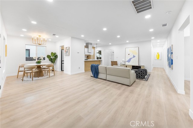 Detail Gallery Image 13 of 64 For 344 Pamela Rd, Monrovia,  CA 91016 - 4 Beds | 3 Baths