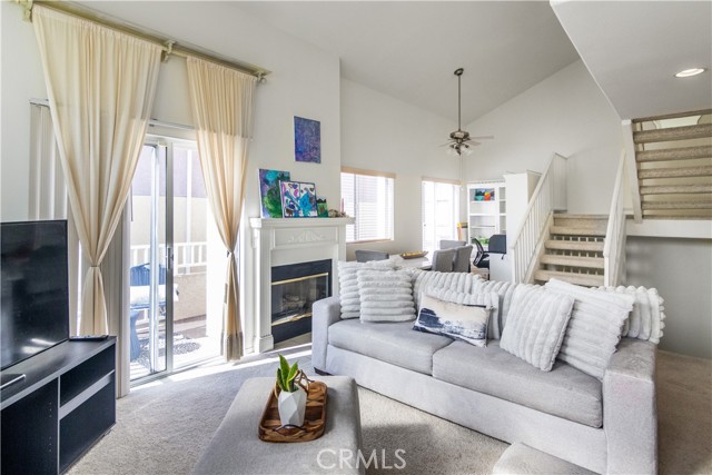 Detail Gallery Image 3 of 19 For 27006 Karns Ct #61305,  Canyon Country,  CA 91387 - 3 Beds | 2 Baths