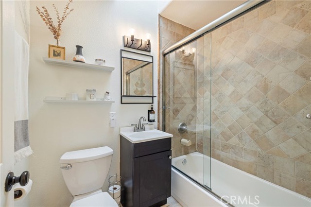 Detail Gallery Image 19 of 26 For 2620 Calle Limonero, Thousand Oaks,  CA 91360 - 3 Beds | 2 Baths