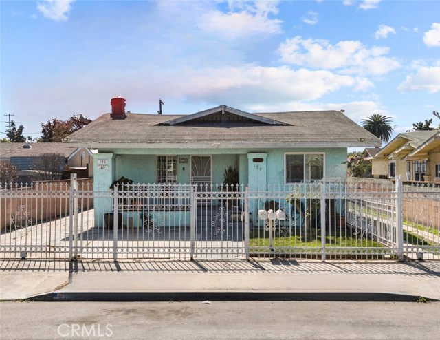 178 E 49th Street, Los Angeles CA: https://media.crmls.org/medias/c4becce5-6ed3-4bd7-b87e-ece0bf5a7bfc.jpg
